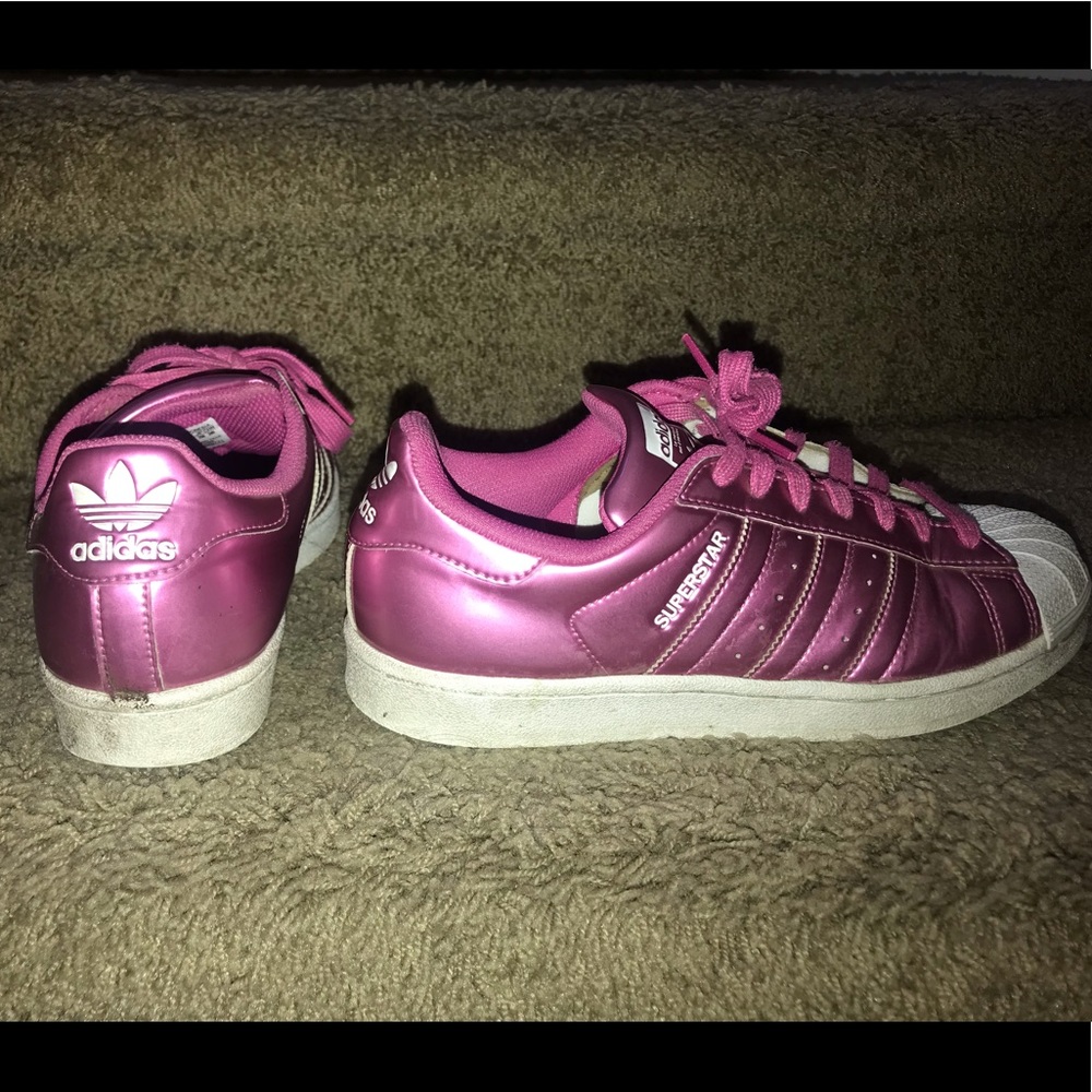 ADIDAS hot pink metallic superstar shoes